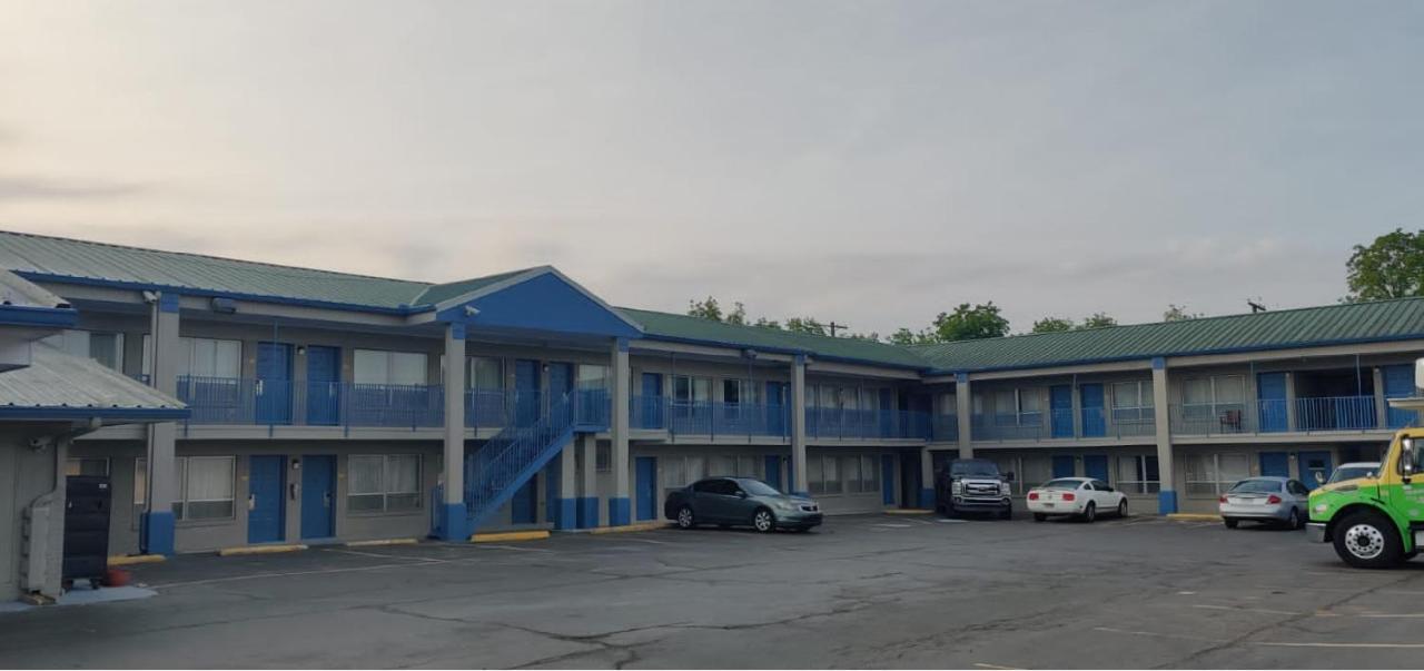 Fairbridge Inn Express Stuttgart Ngoại thất bức ảnh